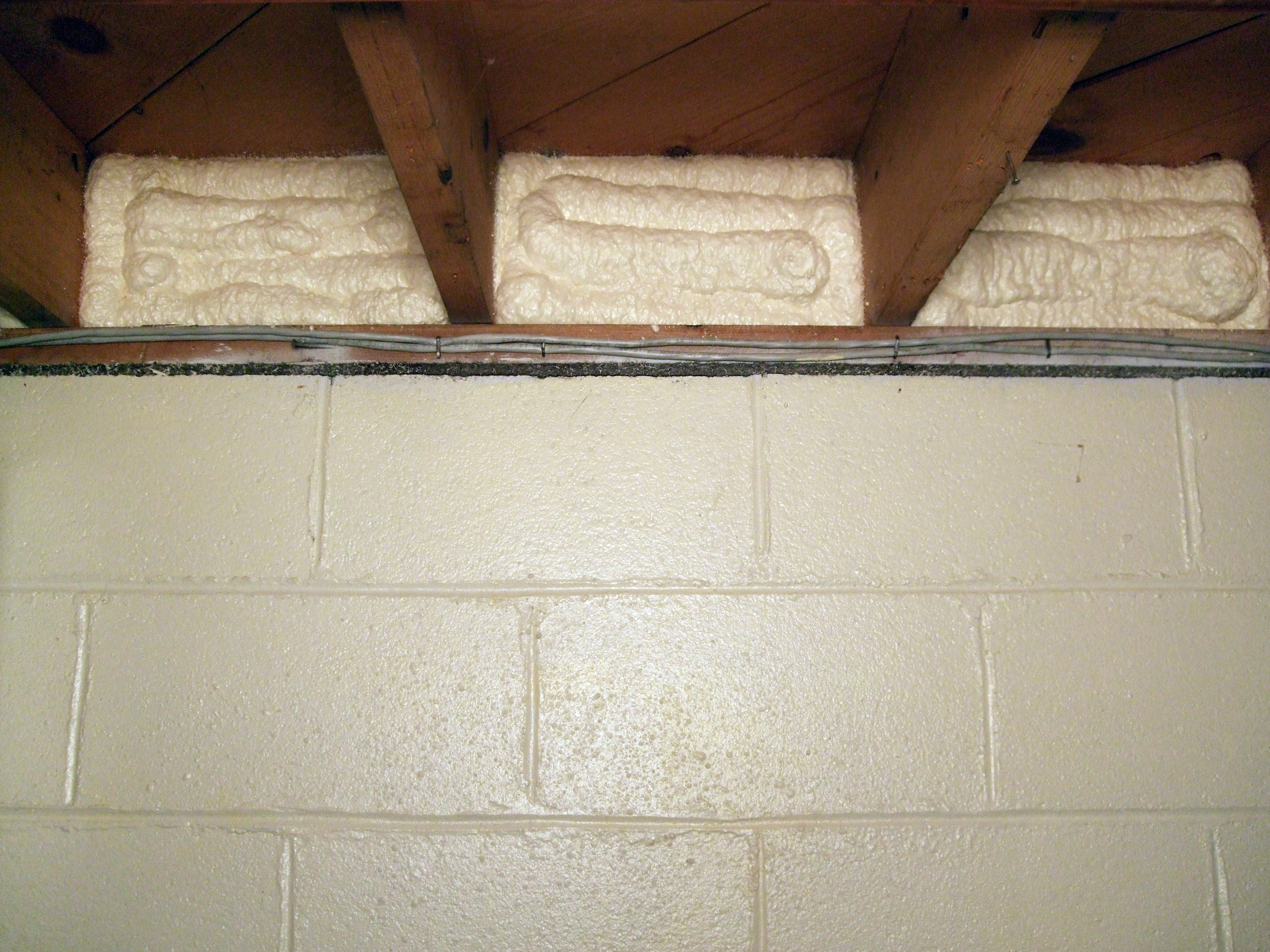Crawl image2-hutchinson-crawl-space-repair-solutions.png